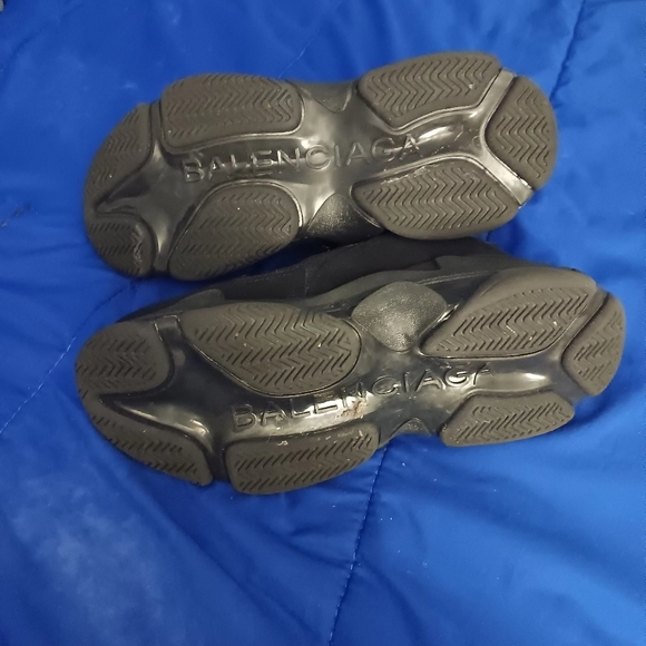 Balenciaga shoes - Picture 8 of 12